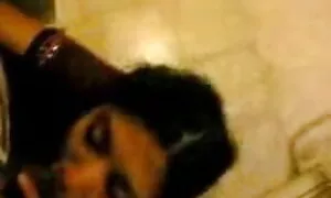 স্বর্ণকেশী কামে দিশাহারা মহিলার মাই এর দুর্দশা চুদাচুদী বিডিও