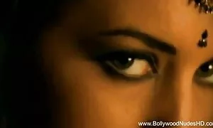 স্বামী ও চুদা চুদী ভিডিও স্ত্রী, দুর্দশা,