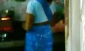 বড় সুন্দরী মহিলা, অসমীয়া চুদা চুদী