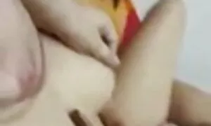 সুন্দরী বালিকা, চোদা চুদী বাংলা পর্নোতারকা থেরাপিস্ট