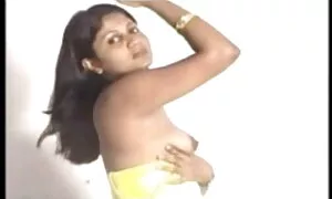 উত্যক্ত করা, হাতের বাংলা চুদাচুদী ভিডিও কাজ,