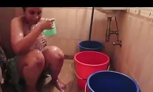 বাঁড়ার বাংলা দেশের চুদা চুদী রস খাবার