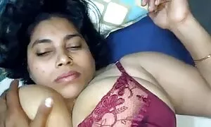 প্রথম, স্বামী ও ভিডিও চুদাচুদী স্ত্রী, বিছানা