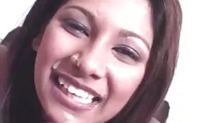 সুন্দরি সেক্সি মহিলার স্বামী চুদা চুদী video ও স্ত্রী