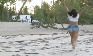 দ্বৈত মেয়ে ও চোদা চুদী বাংলা এক পুরুষ