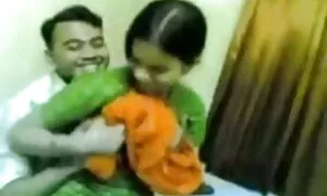 সুন্দরী বালিকা পর্নোতারকা চোদা চুদী বড়ো বুকের মেয়ের