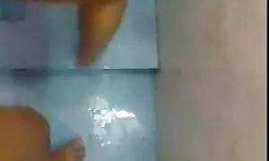বাস্তবতা বাড়ীতে বাংলা চোদা চুদী তৈরি