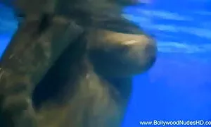 মেয়ে চোদা চুদী সমকামী