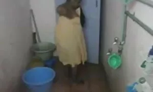 বহু চুদাচুদী বাংলা পুরুষের এক নারির, প্রহার করা